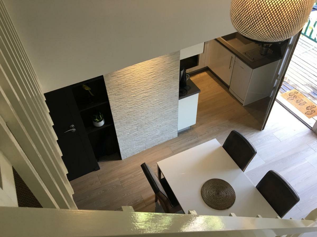 Aquitania, Apartment